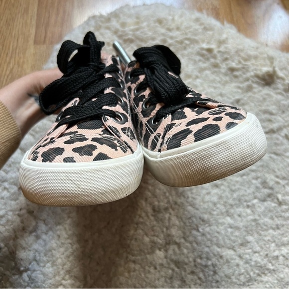Rocket Dog Athena Pink Cheetah Back Less Slip-on Sneaker Size 9 - Picture 7 of 10